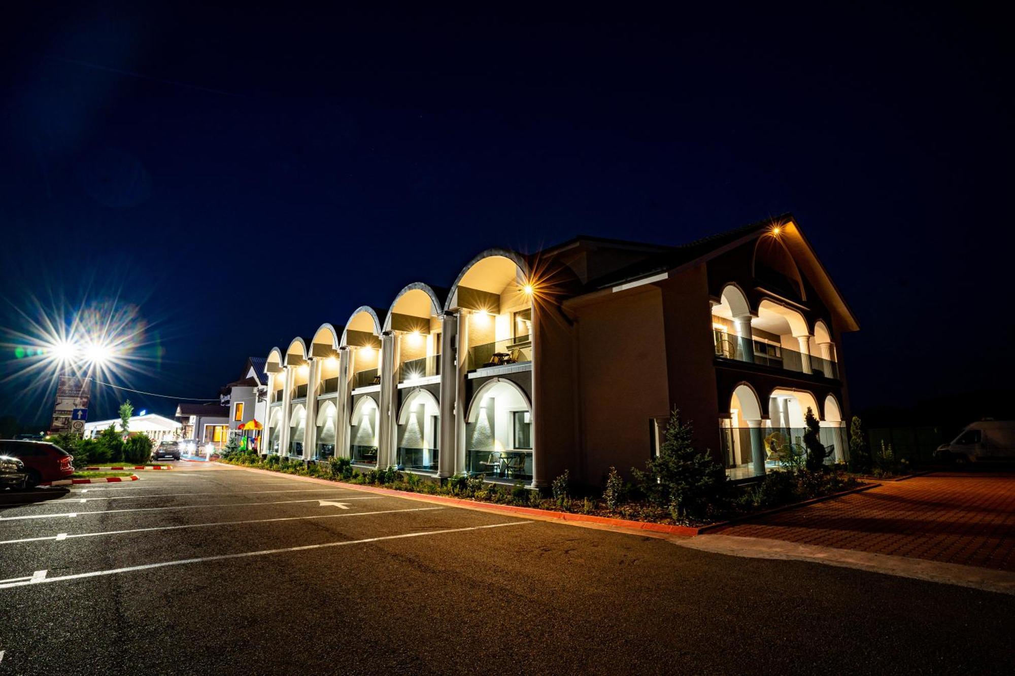 Hanul Domnesc Imperial Hotel & Spa Călan Exterior foto